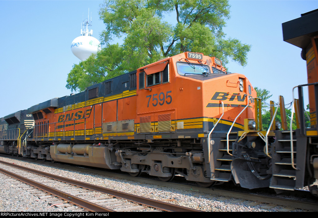 BNSF 7595